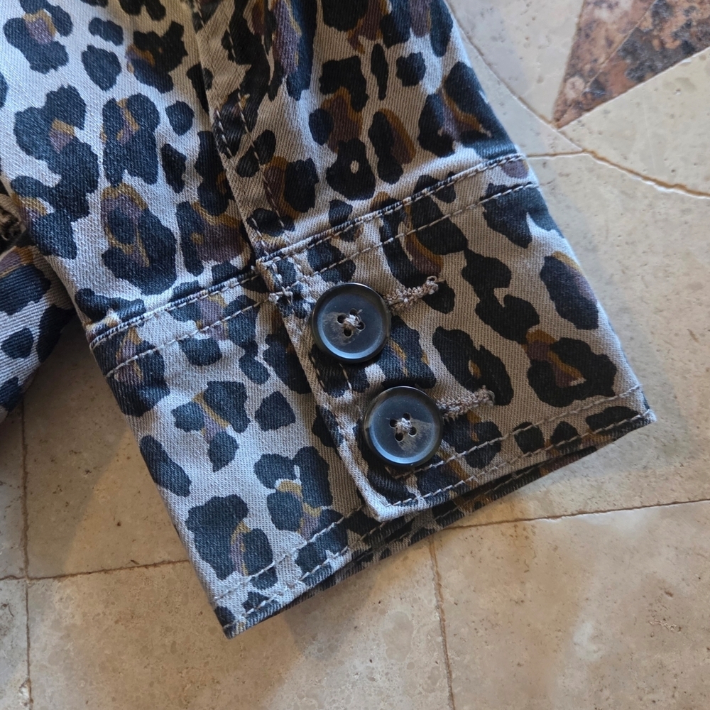 Code Bleu Leopard Print Utility Jacket - Picture 4 of 7